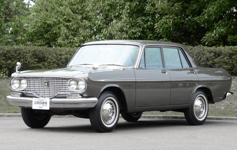 Toyota Crown S40