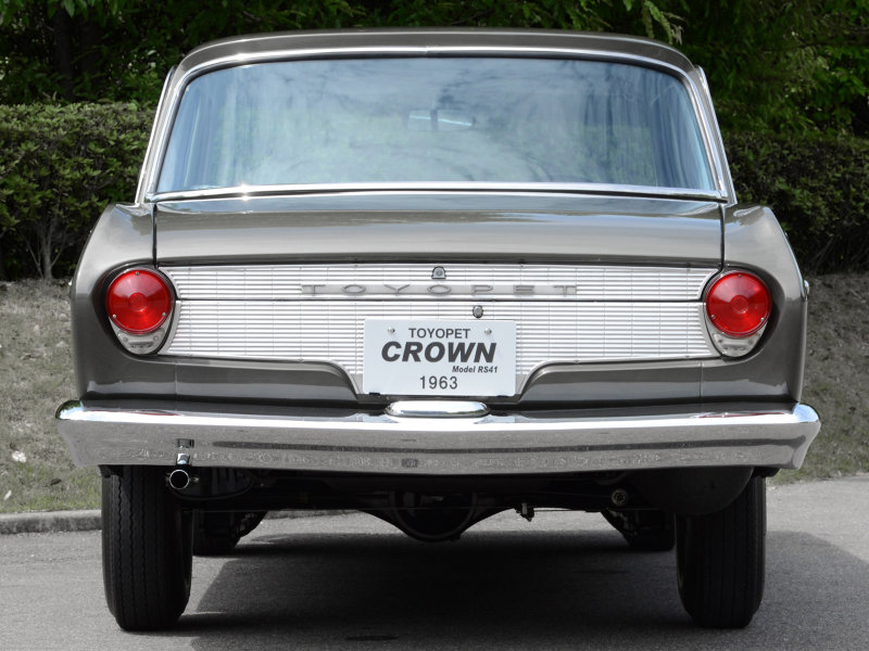 Toyota Crown S40