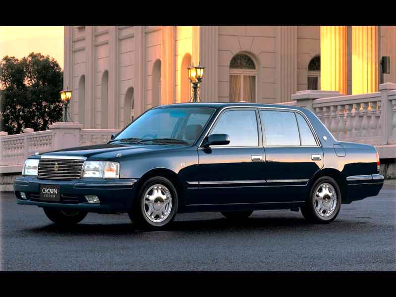 Toyota Crown Sedan