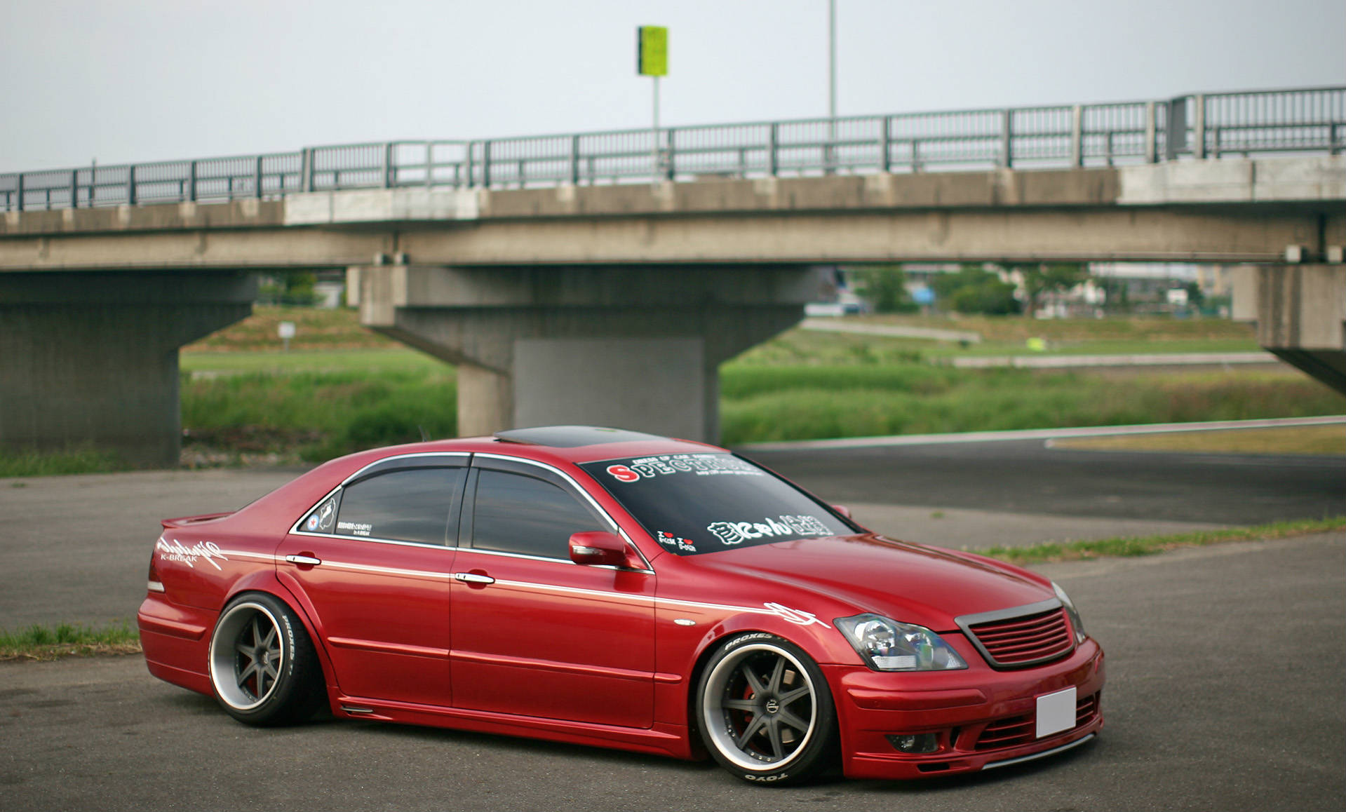 Toyota Crown Sport