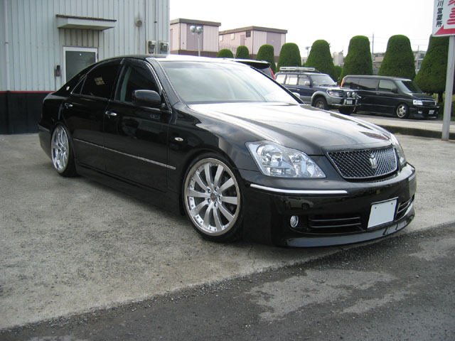 Toyota Crown Vip