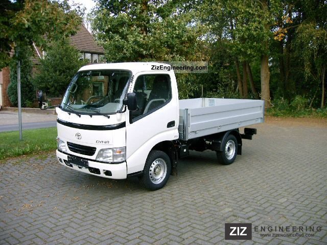 Toyota Dyna 100