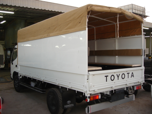 Toyota Dyna 300