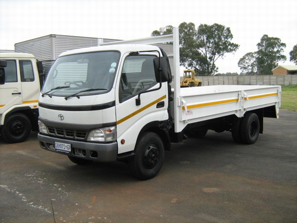 Toyota Dyna El Salvador