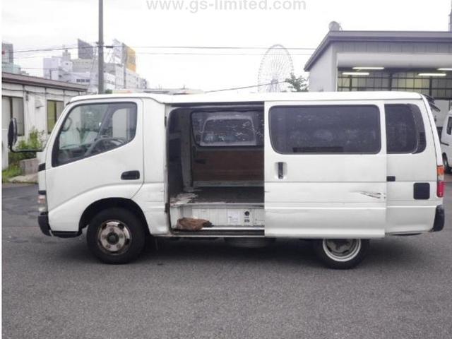 Toyota Dyna Van