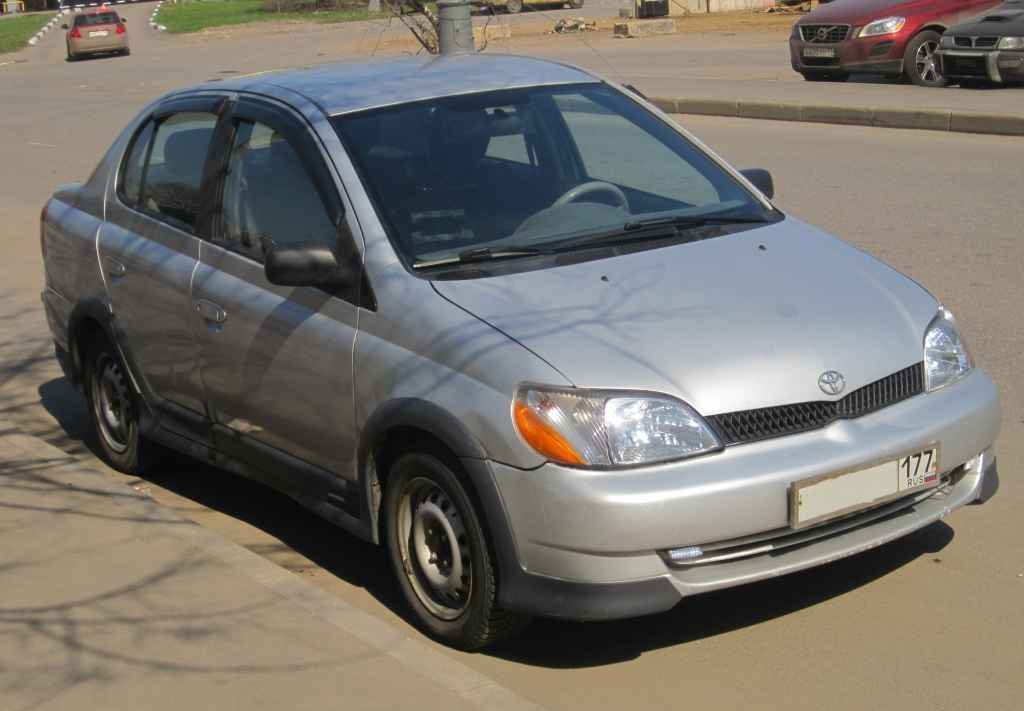 Toyota Echo 2001