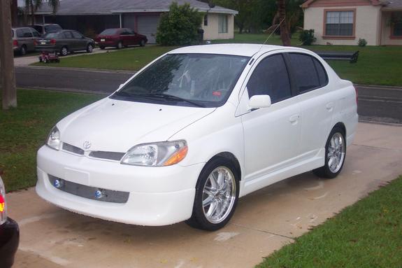 Toyota Echo 2002