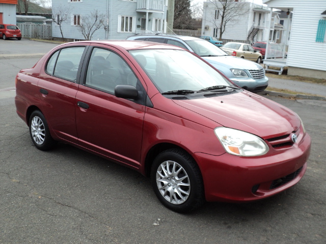 Toyota Echo 2003