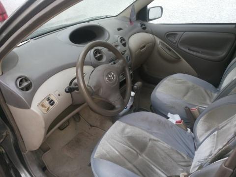 Toyota Echo 2003