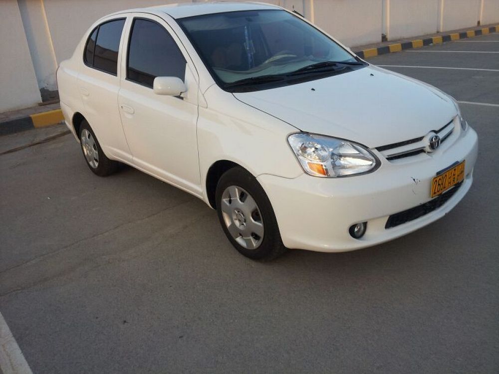 Toyota Echo 2003