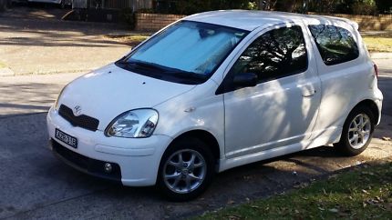 Toyota Echo Hatchback 2005