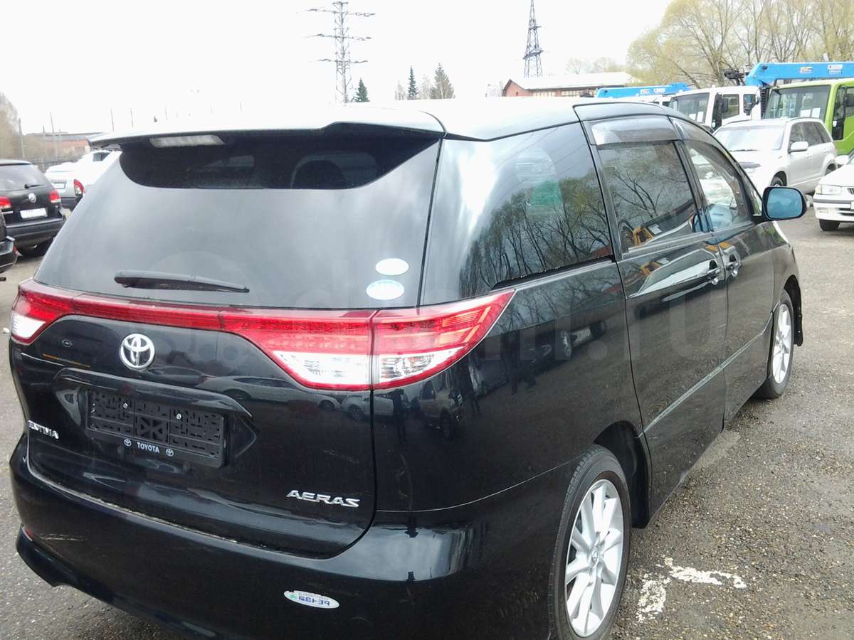Toyota Estima 2010