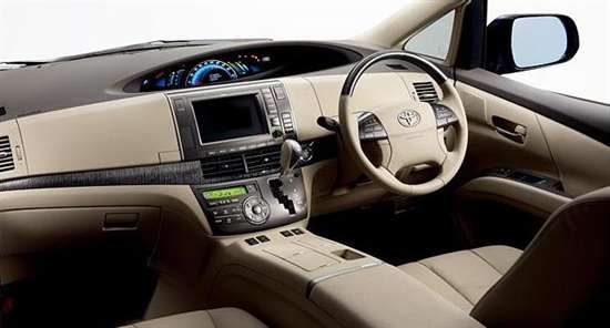 Toyota Estima 2011