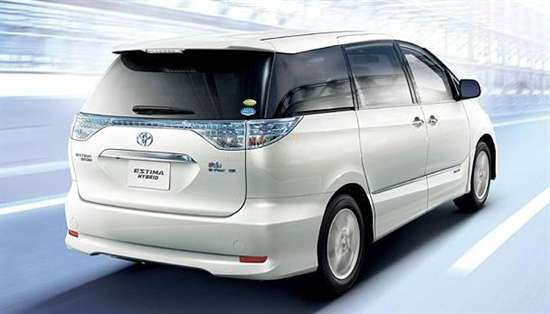Toyota Estima 2011