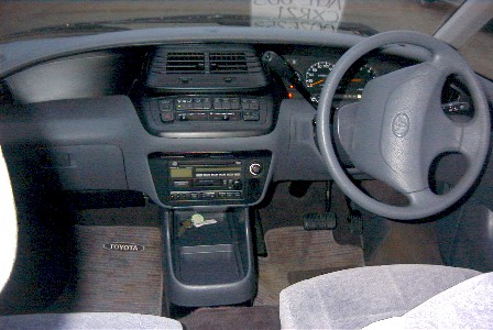 Toyota Estima Emina