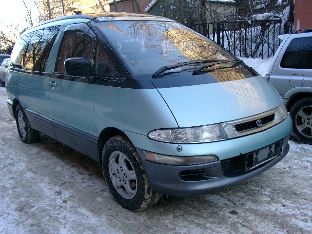 Toyota Estima Emina