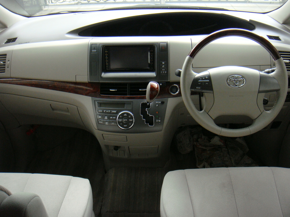 Toyota Estima G
