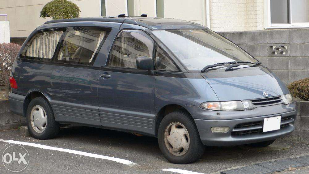 Toyota Estima Lucida