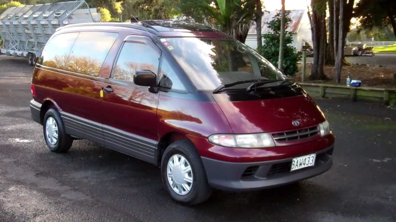 Toyota Estima Lucida