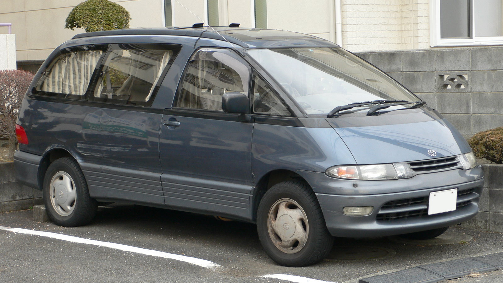 Toyota Estima Manual