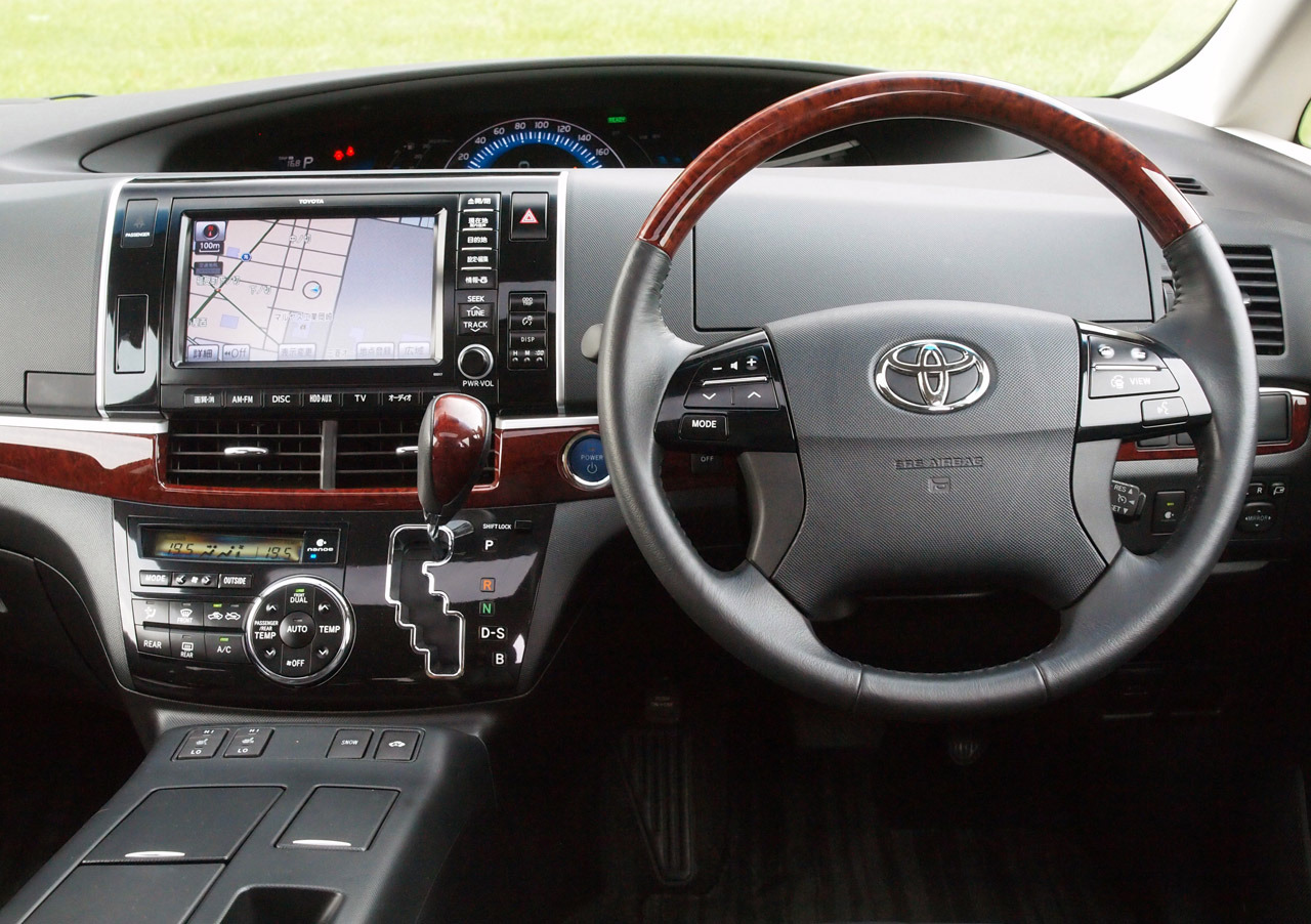 Toyota Estima Manual