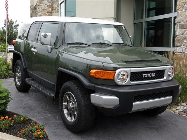 Toyota Fj 2011