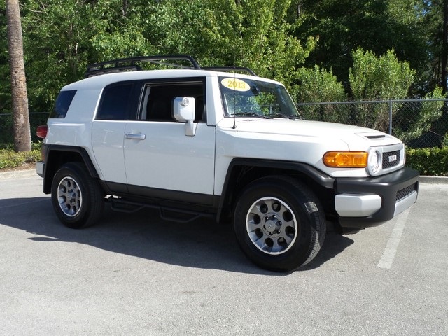 Toyota Fj 2013