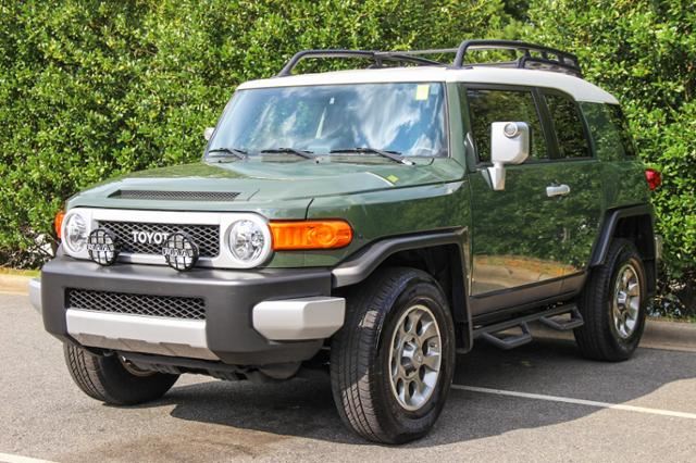 Toyota Fj 2013