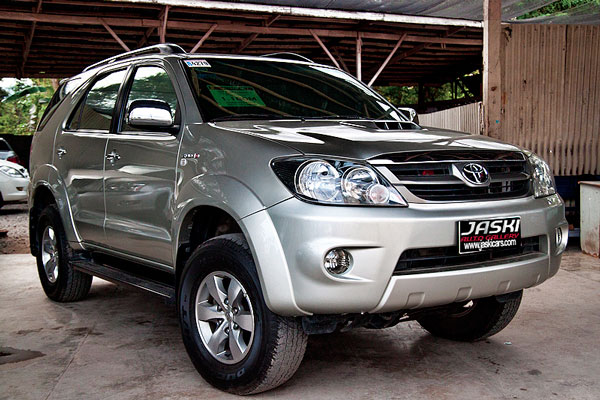 Toyota Fortuner 2007