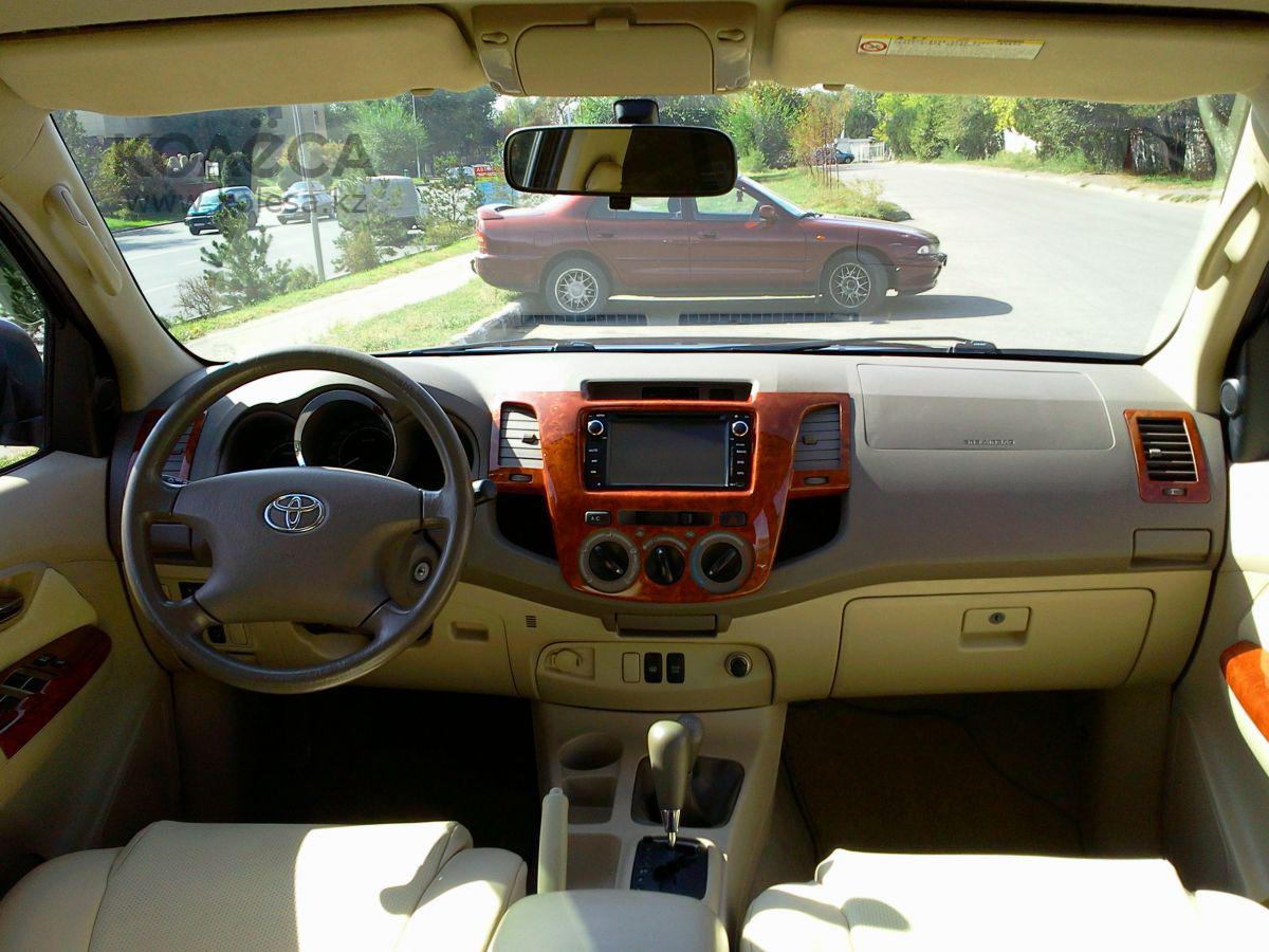 Toyota Fortuner 2008