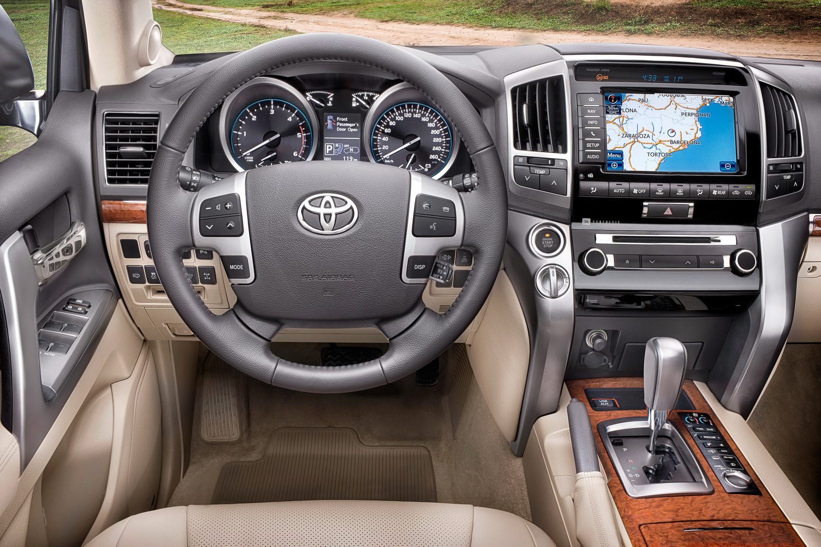 Toyota Fortuner 2014