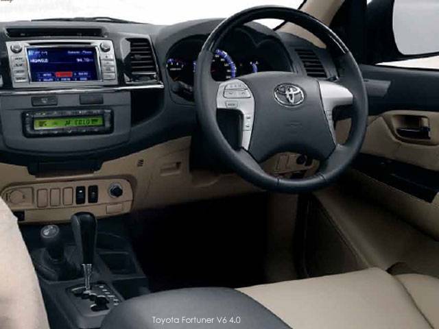 Toyota Fortuner 4.0