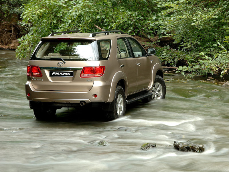 Toyota Fortuner 4.0 Toyota Fortuner 4.0