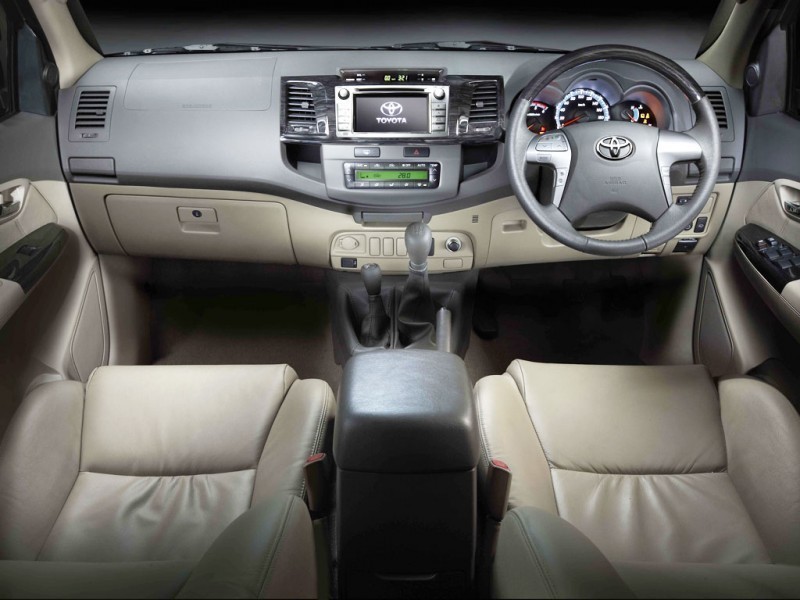 Toyota Fortuner 4x4