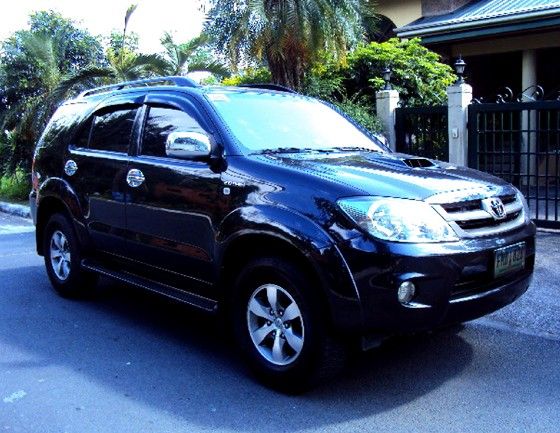 Toyota Fortuner Srv