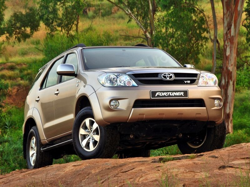Toyota Fortuner V6