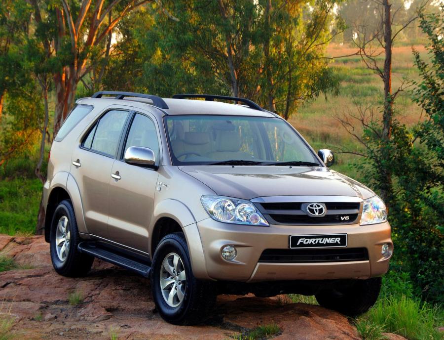 Toyota Fortuner V6
