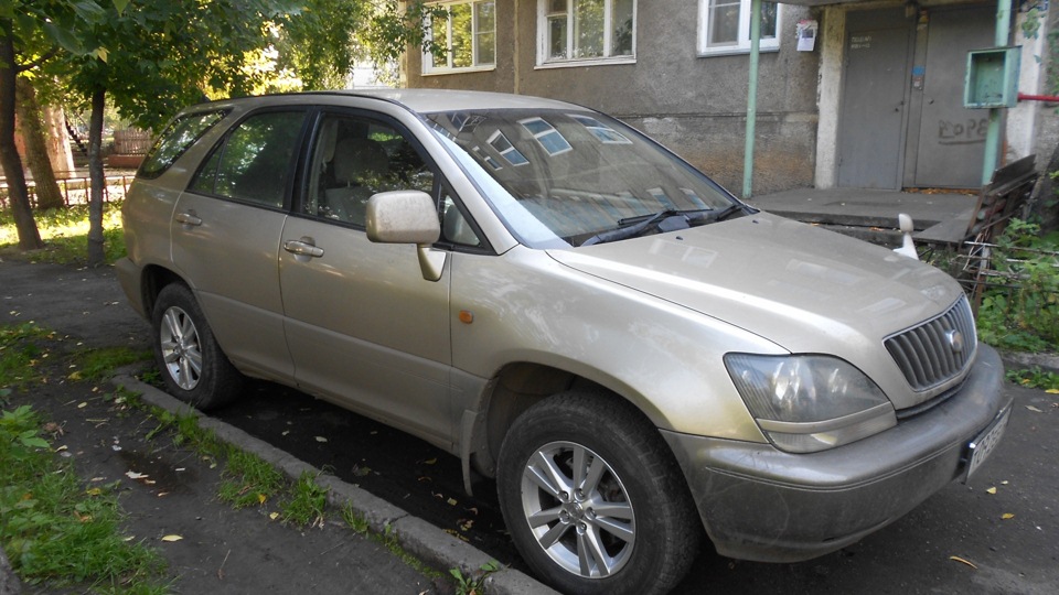 Toyota Harrier 1998