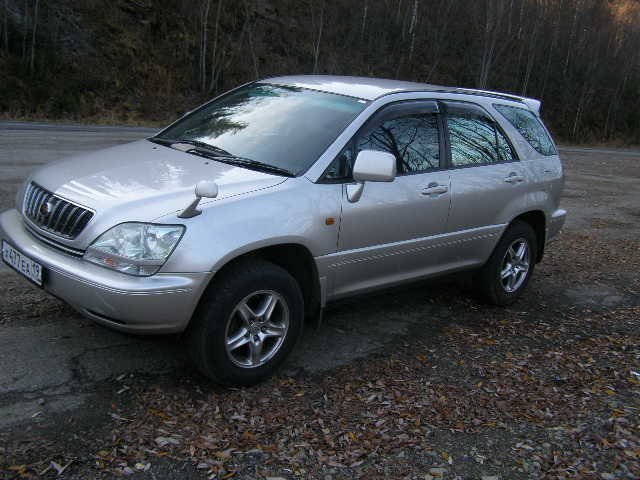 Toyota Harrier 2002