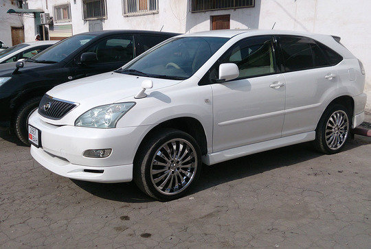 Toyota Harrier 2003