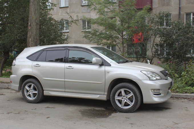 Toyota Harrier 2004