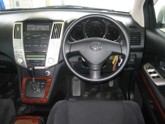 Toyota Harrier 2007
