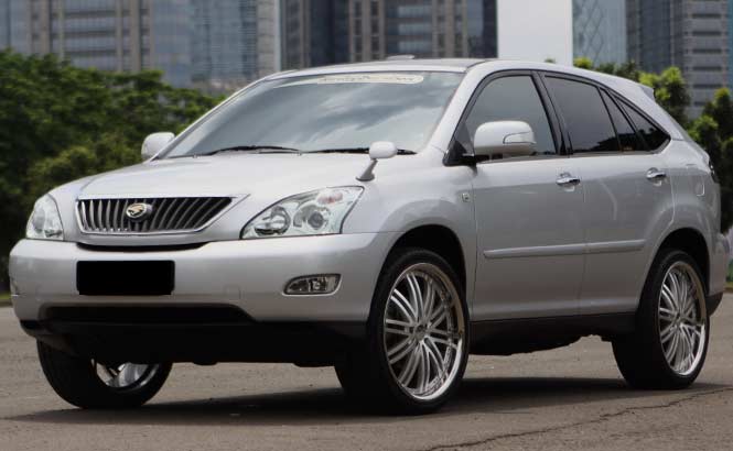 Toyota Harrier 2012