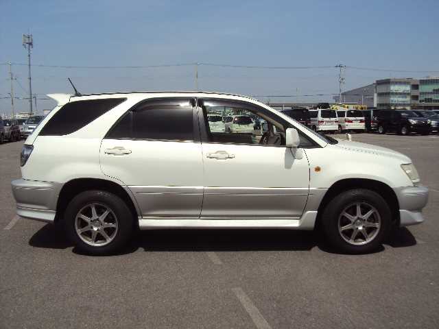Toyota Harrier Mcu15
