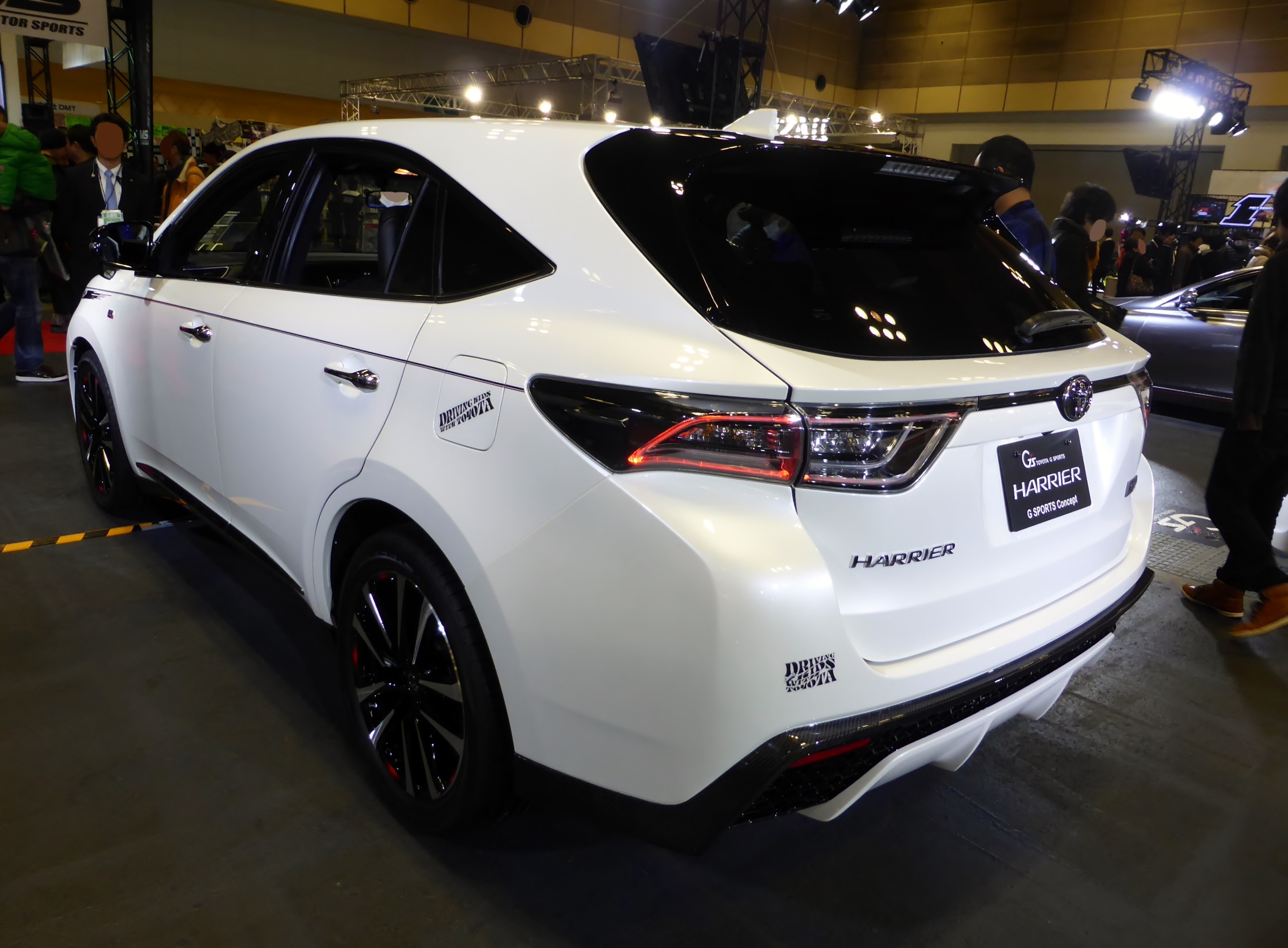 Toyota Harrier Sport