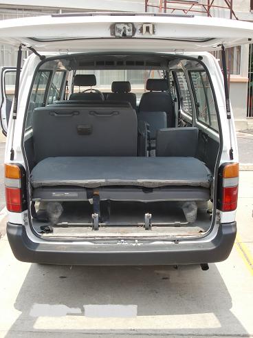 Toyota Hiace 14 Seater