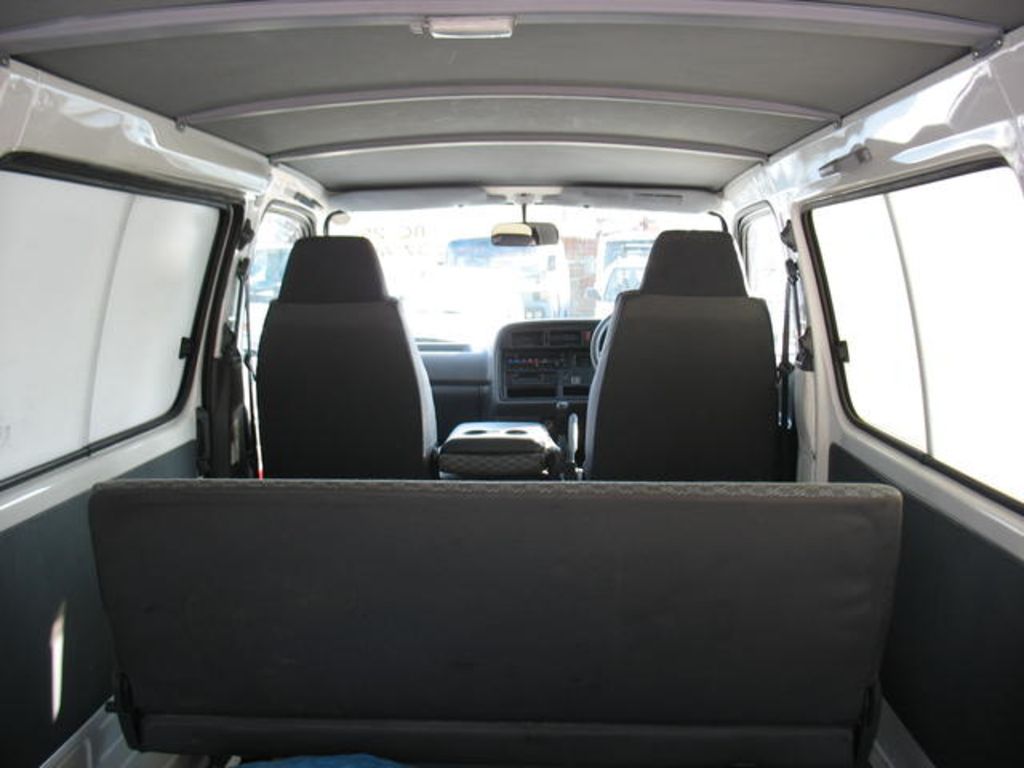 Toyota Hiace 2000