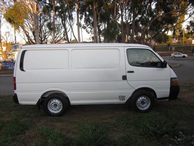 Toyota Hiace 2002