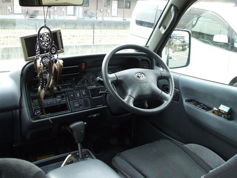 Toyota Hiace 2002