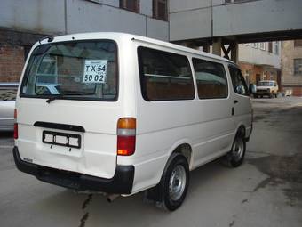 Toyota Hiace 2003